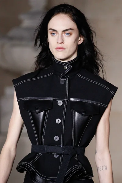 Look 71